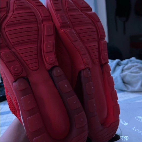 Air max 270 - Picture 3 of 5